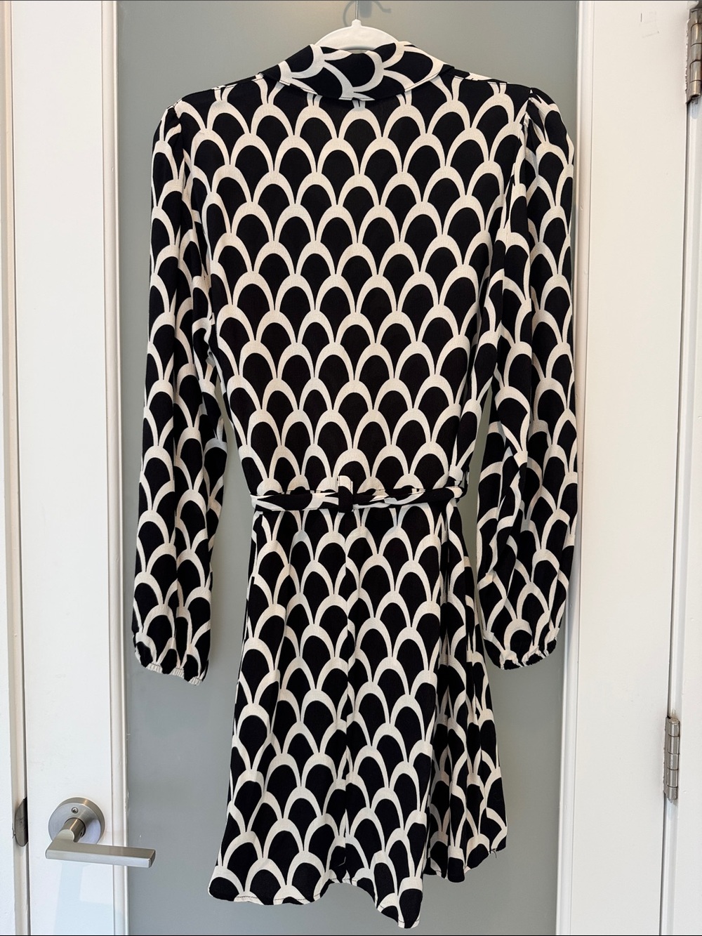 Zara Black and White Geometric Wrap Mini Dress - Picture 5 of 7